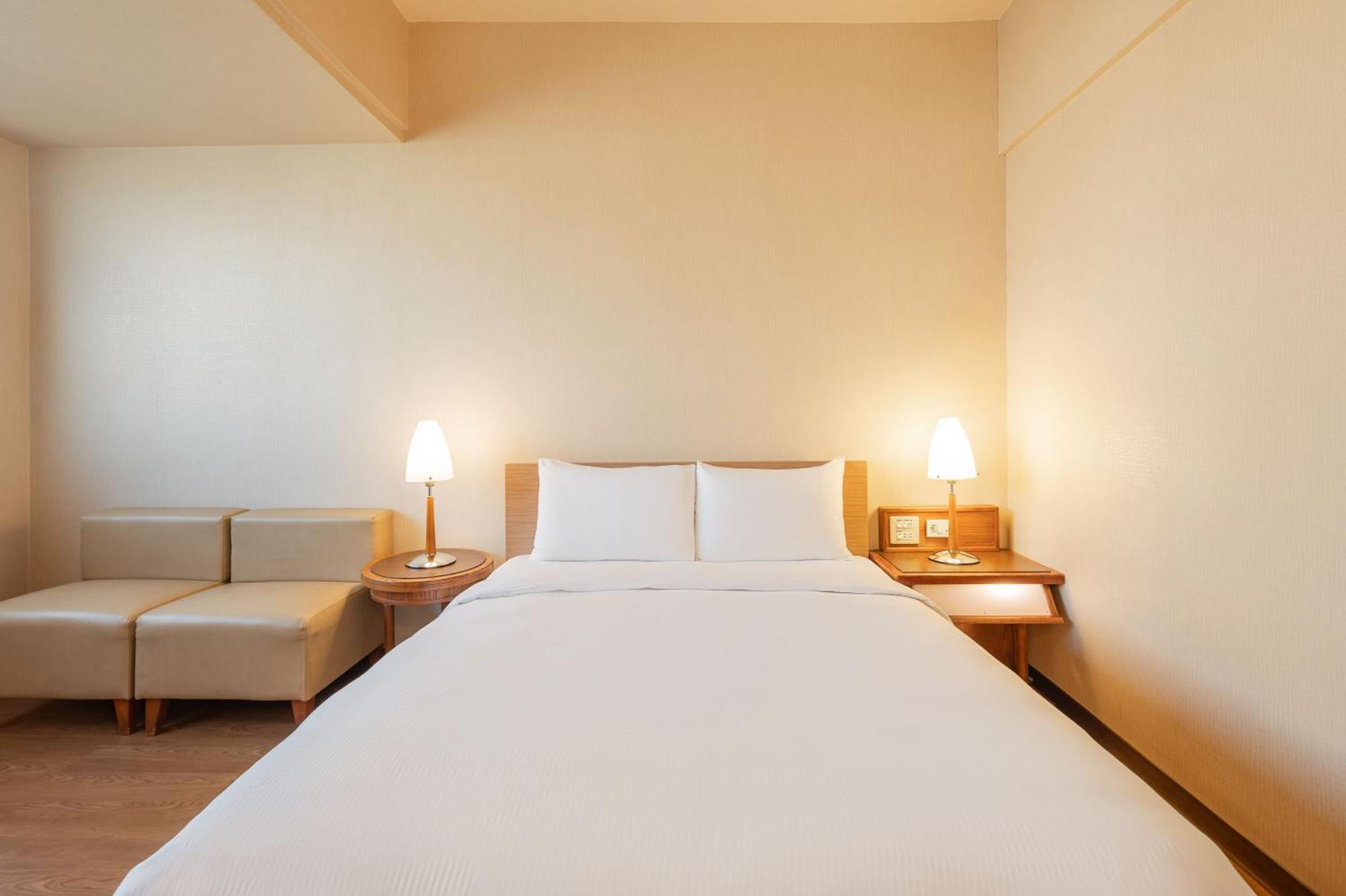 Kindness Hotel Wu-Jia Гаосюн Номер фото